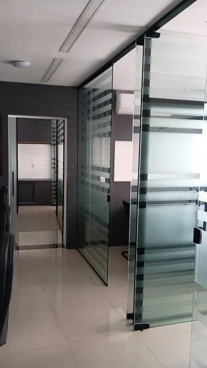 Prédio comercia CRITAL OFFICE 75M2. MOBILIADO E CLIMATIZADO. ADRIANÓPOLIS. - Foto 6