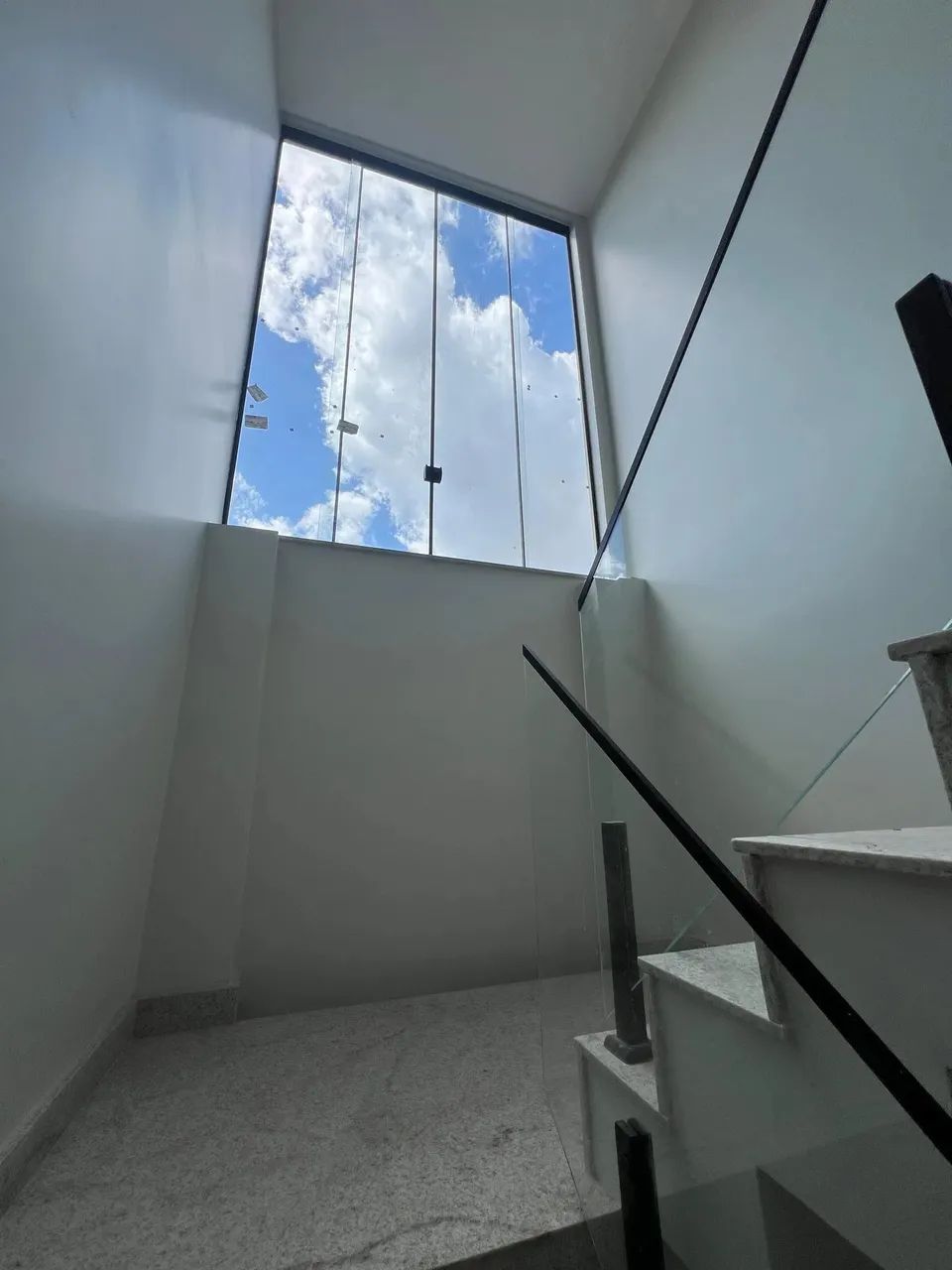 JARDIM DAS MANGUEIRAS  CASA DE 160 METROS, 3 SUÍTES, 4 BANHEIROS - Foto 5