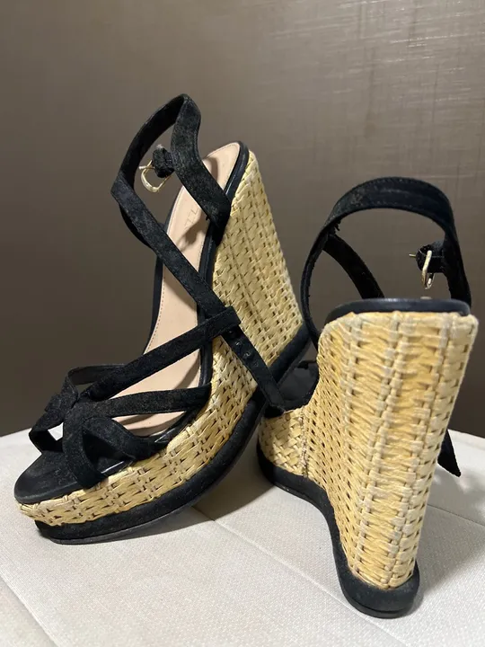 Sandália AREZZO 37