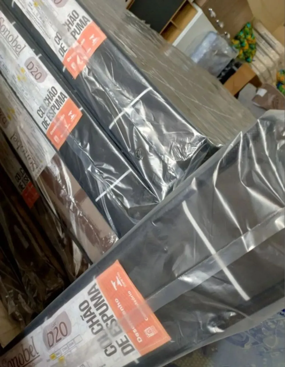 Colchão de solteiro Espuma NOVOS PROMOÇÃO IMPERDÍVEL SÍTIO CERCADO