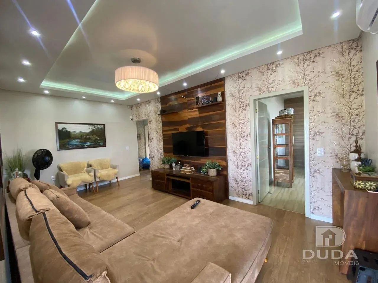 Linda casa com piscina - Foto 8