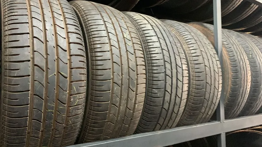 Pneu 195/55/15 Bridgestone TR 90 % vida útil