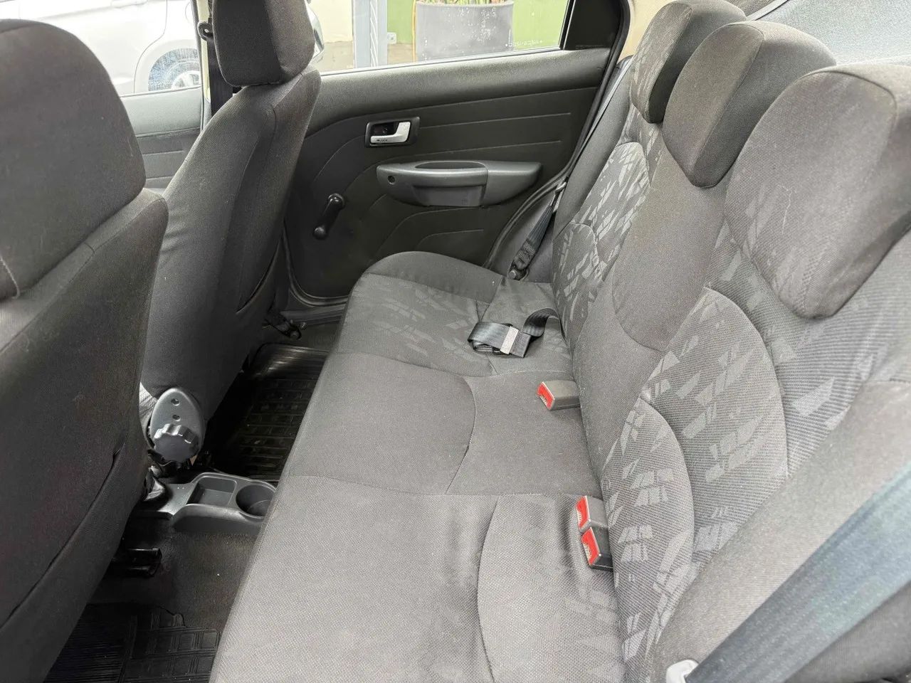 Fiat Siena EL 1.0 MPI Fire Flex 8V 4P 2010 - Foto 9