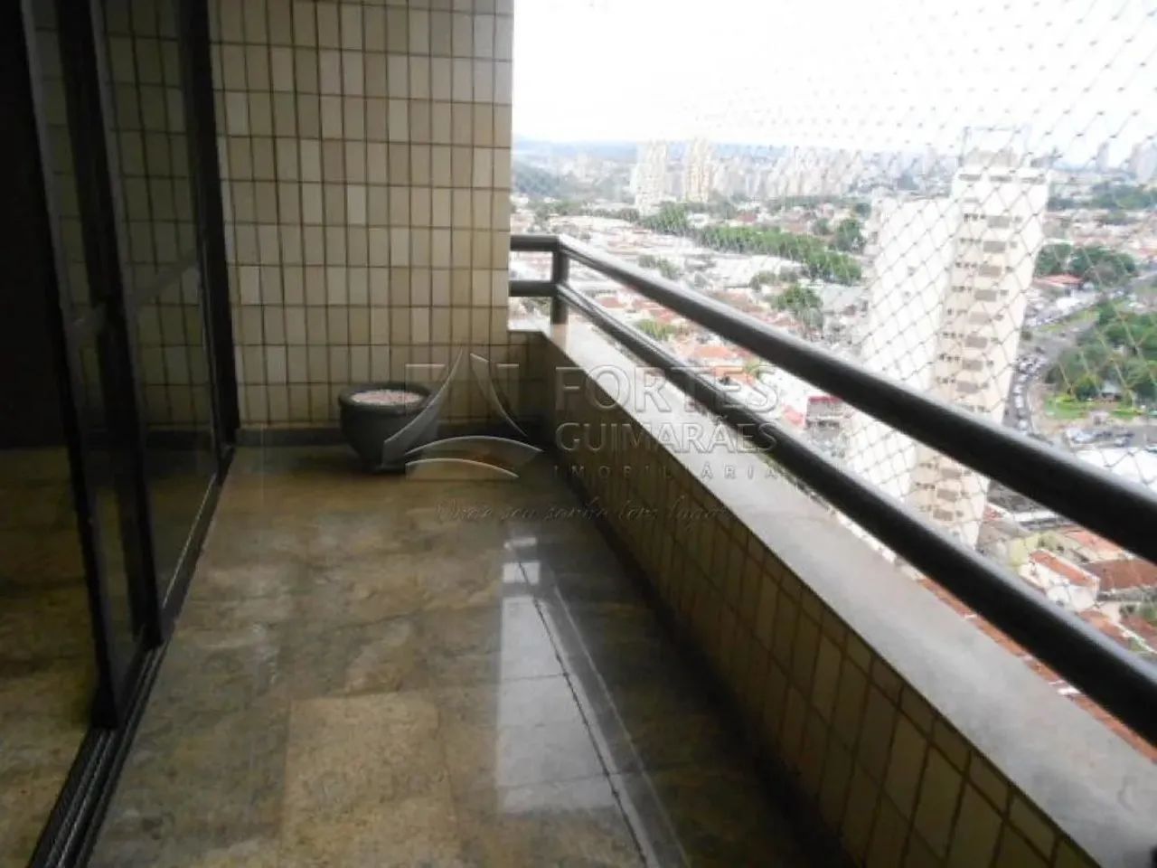 Apartamento Cobertura Duplex 273m² com 5 quartos sendo 4 suítes (01 máster) e com armários - Foto 4