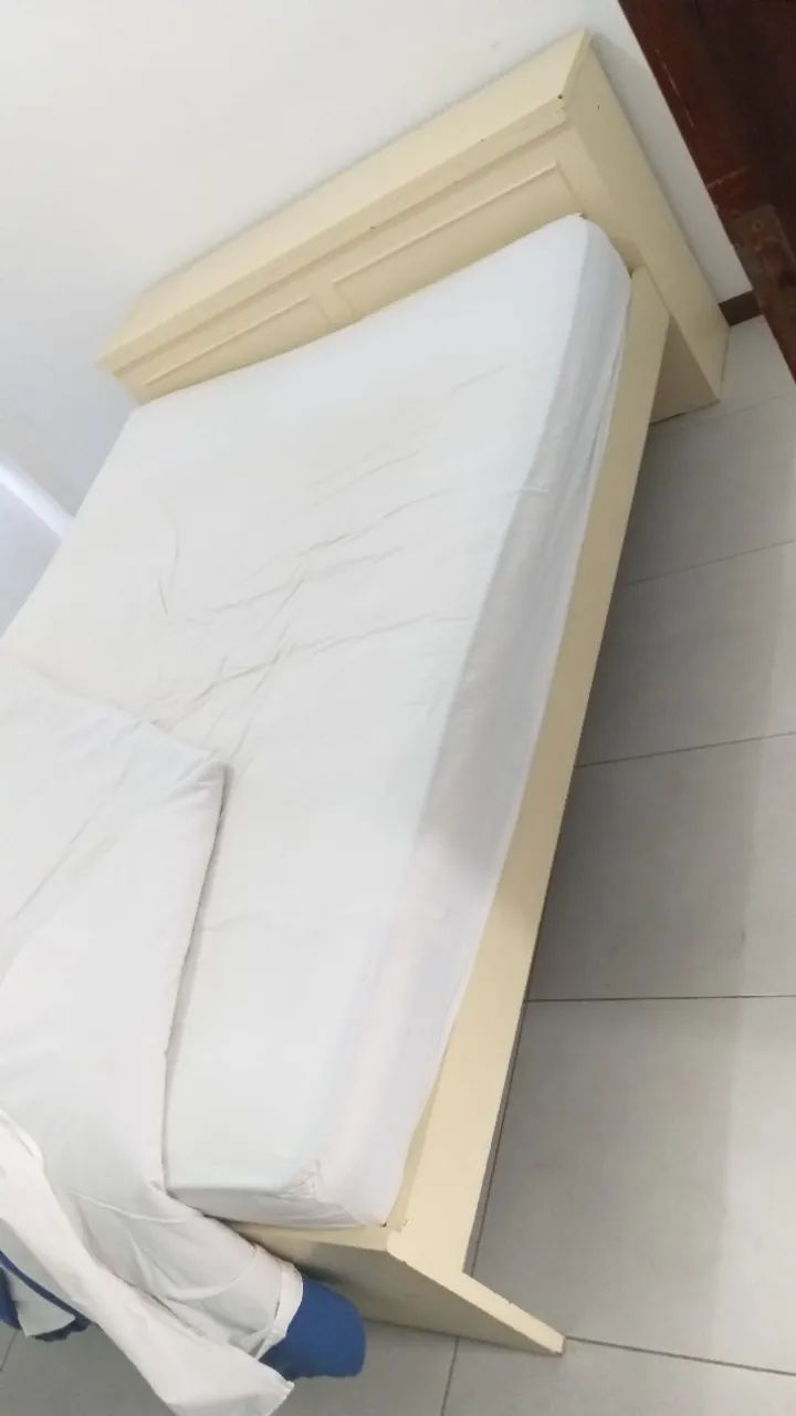 Cama de casal com colchão de molas ensacadas Mannes - Foto 2