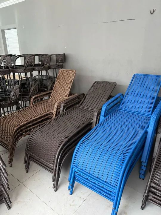 CADEIRA DE PISCINA RECLINÁVEL 