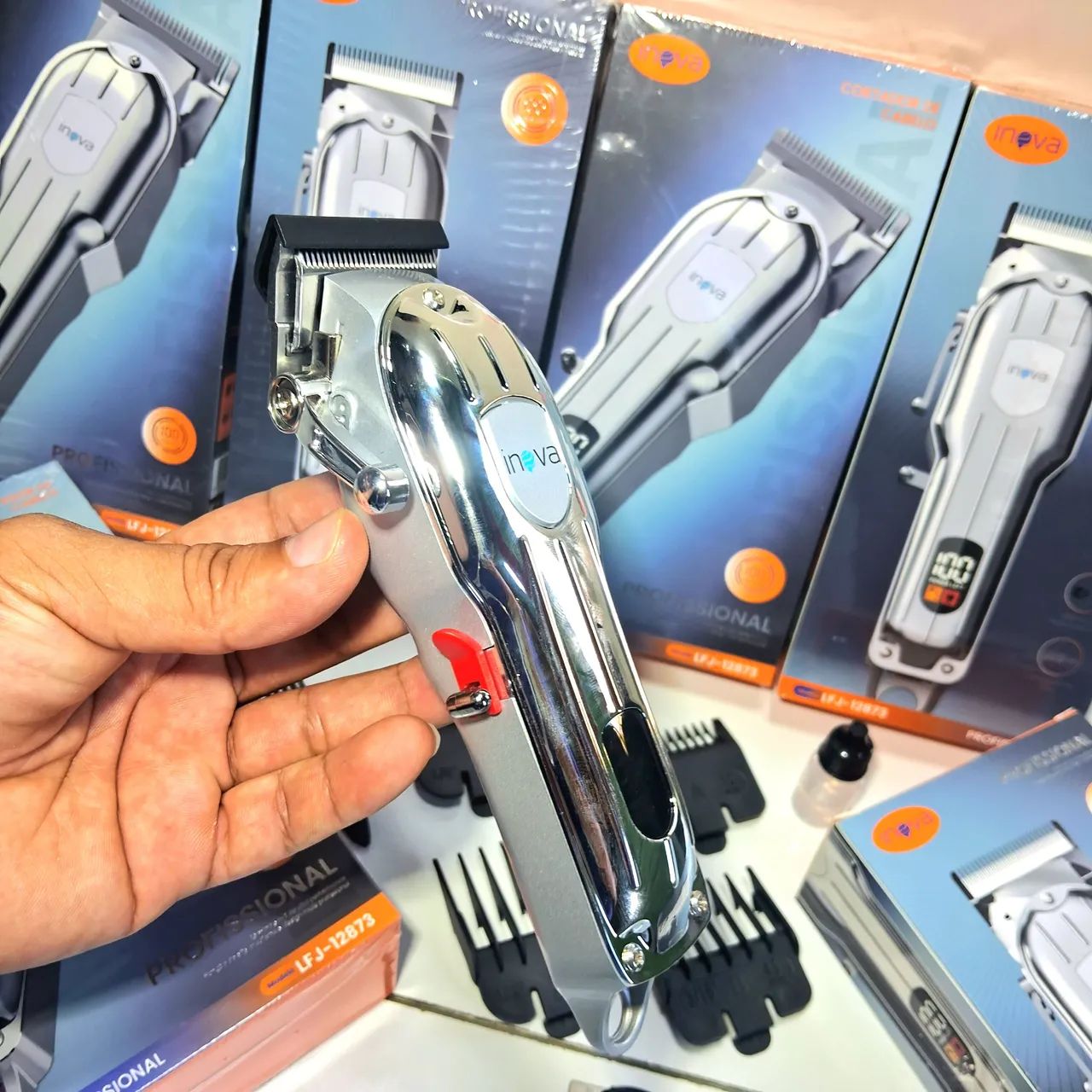 Máquina de Cortar Cabelo Profissional Inova - Foto 3