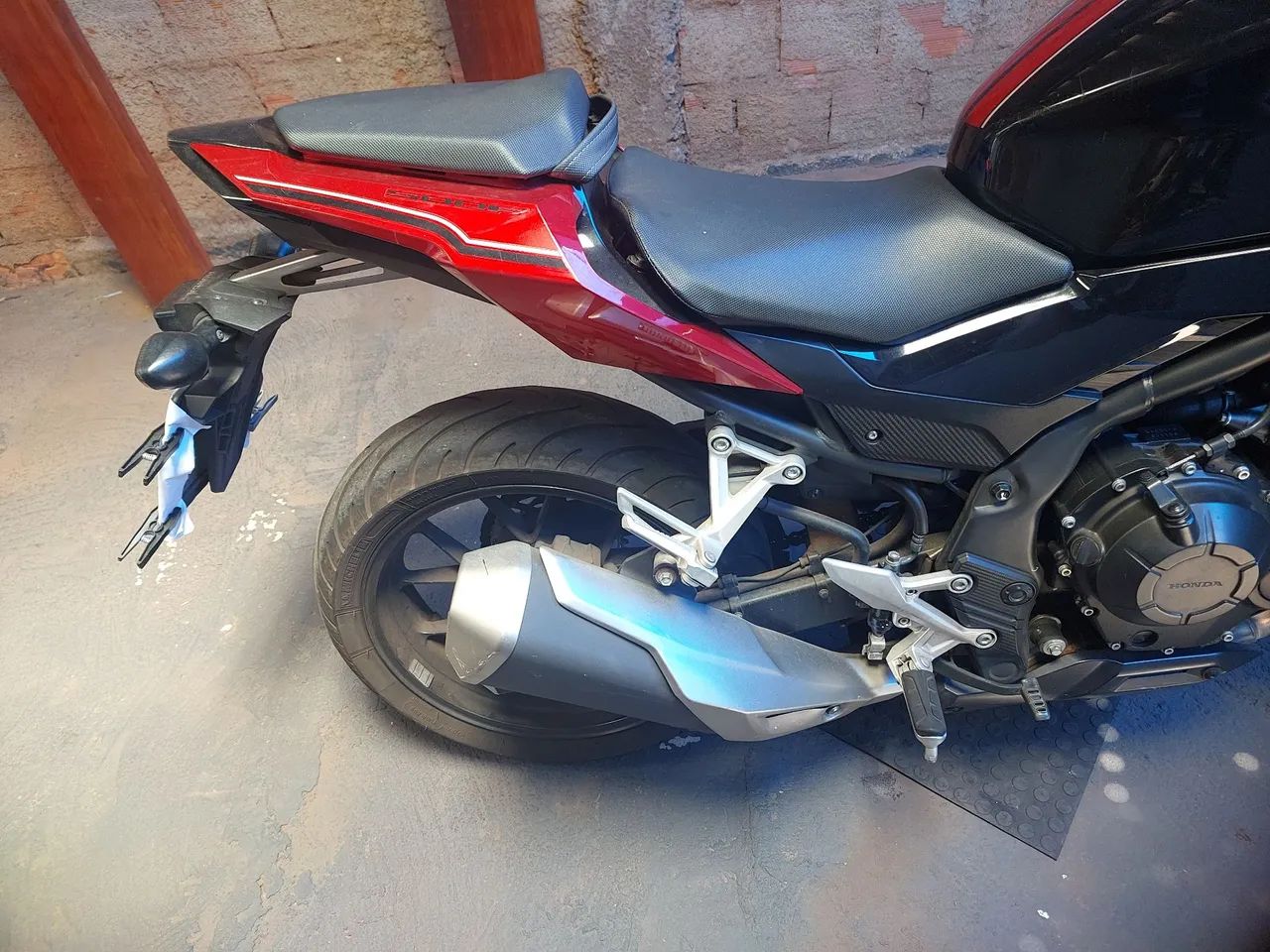 Moto Honda CB 500f - Preta com Vermelha - Foto 10