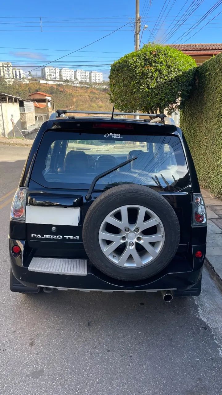 Mitsubishi Pajero Tr4 4x4 Flex câmbio manual  - Foto 3