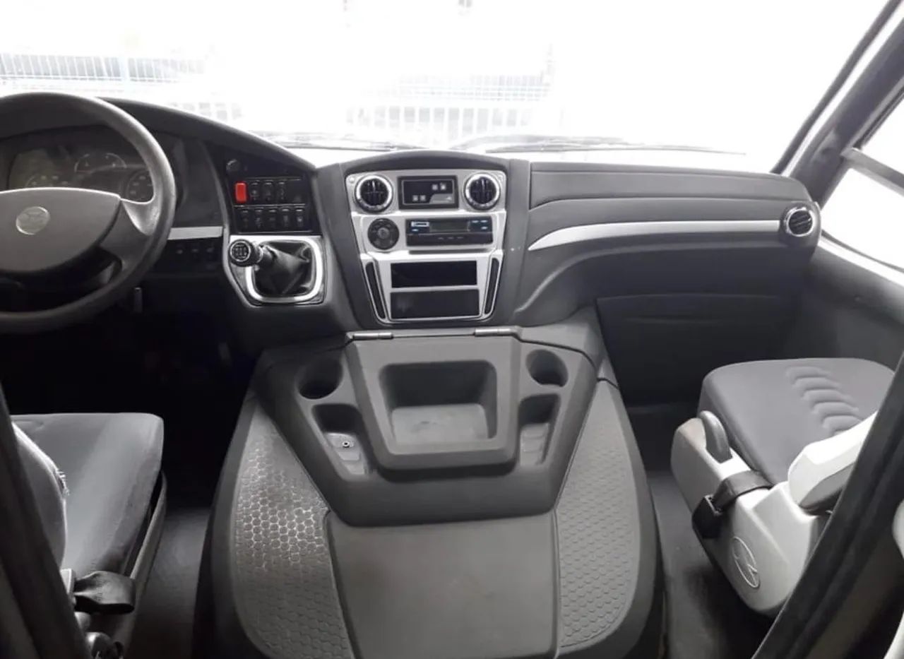 VOLARE W8 32L ANO 2012 - Foto 9