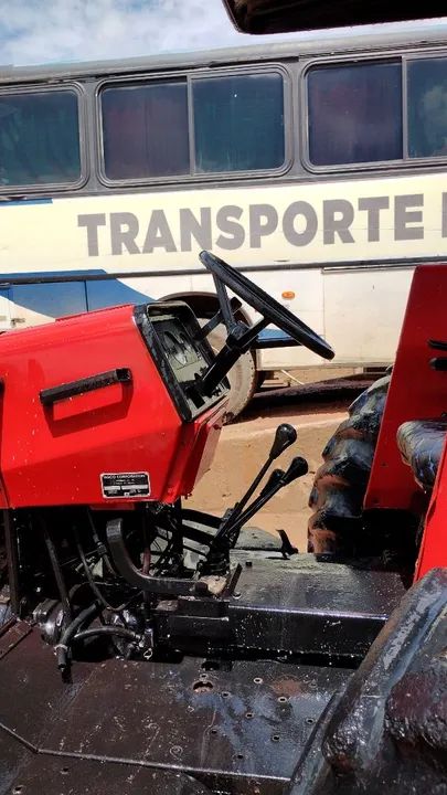 Trator Massey Ferguson 4x4 297