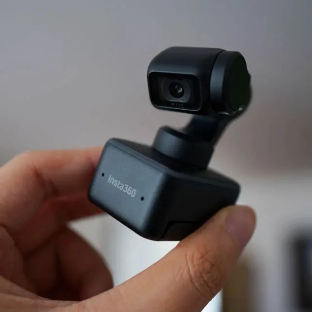 Insta360 Link 4K Webcam Sensor AI Tracking, Gesture Control, HDR, Noise-Canceling Micropho - Foto 4