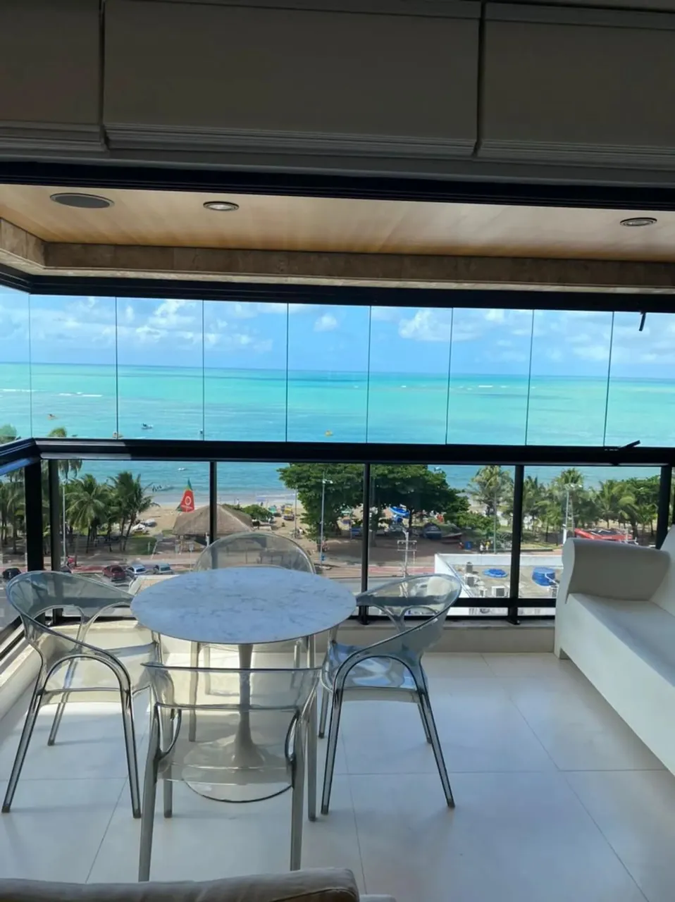 Aluguel Ed. Grand Portage 192m² | 100% Vista Mar | 4 Suítes | R$15.000 c/ Tudo Incluso!
