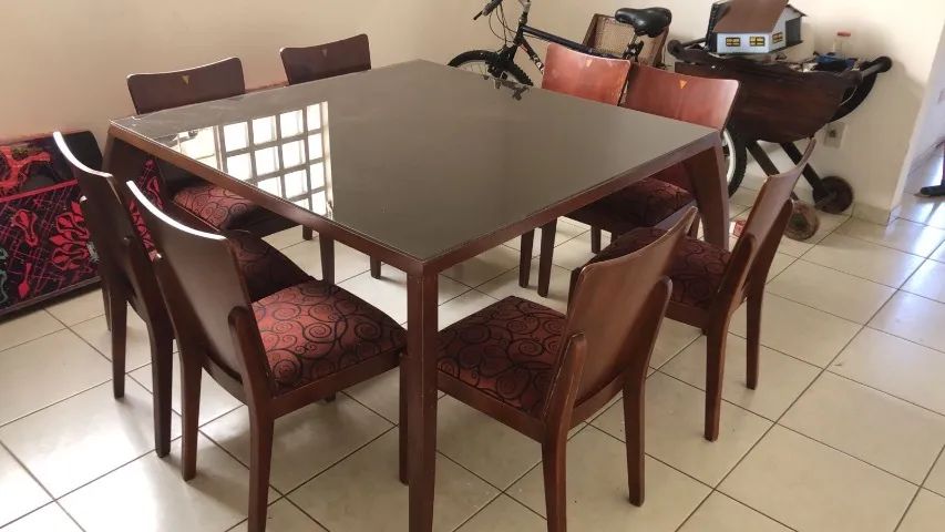 Mesa jantar quadrada c/ 8 cadeiras