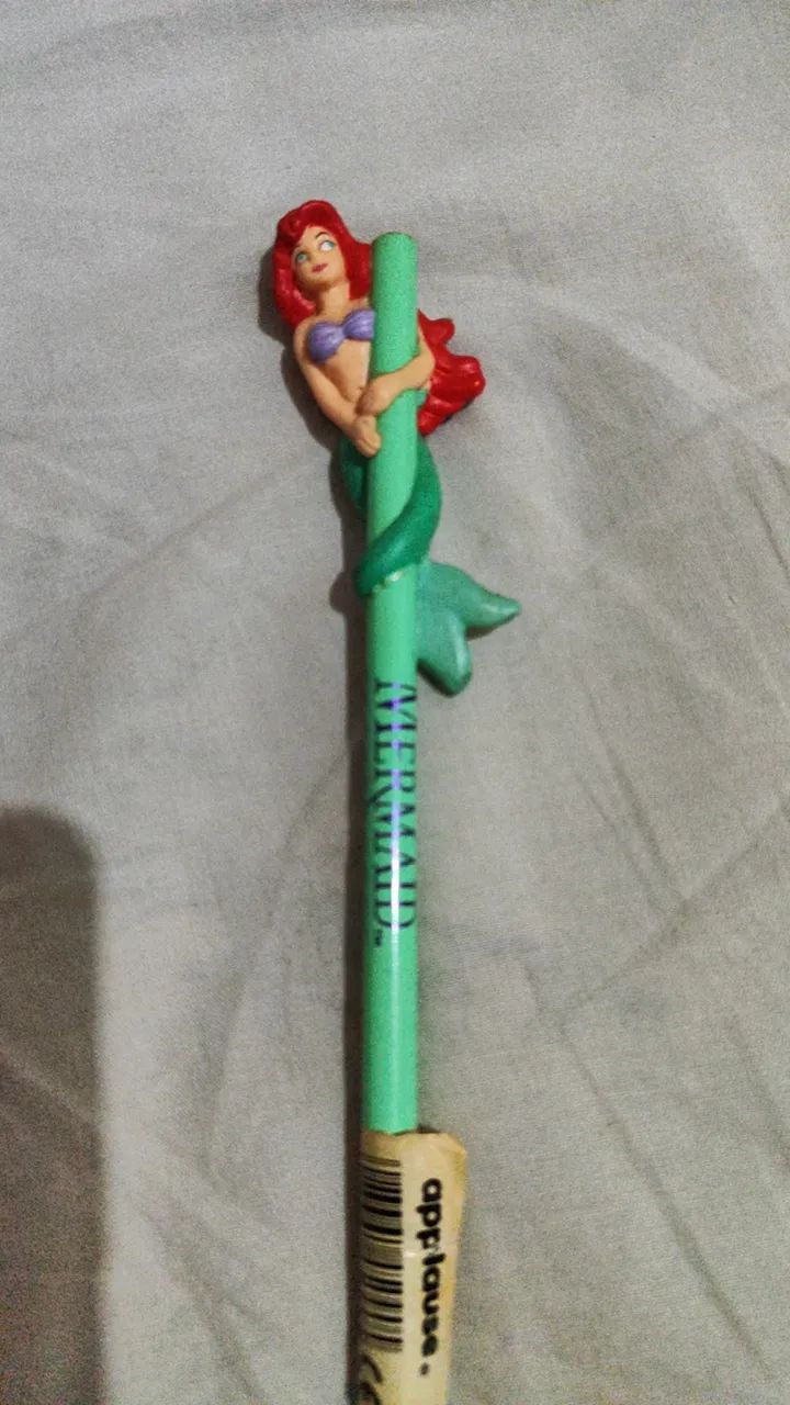 Lote 10 lápis com ponteiras Disney 