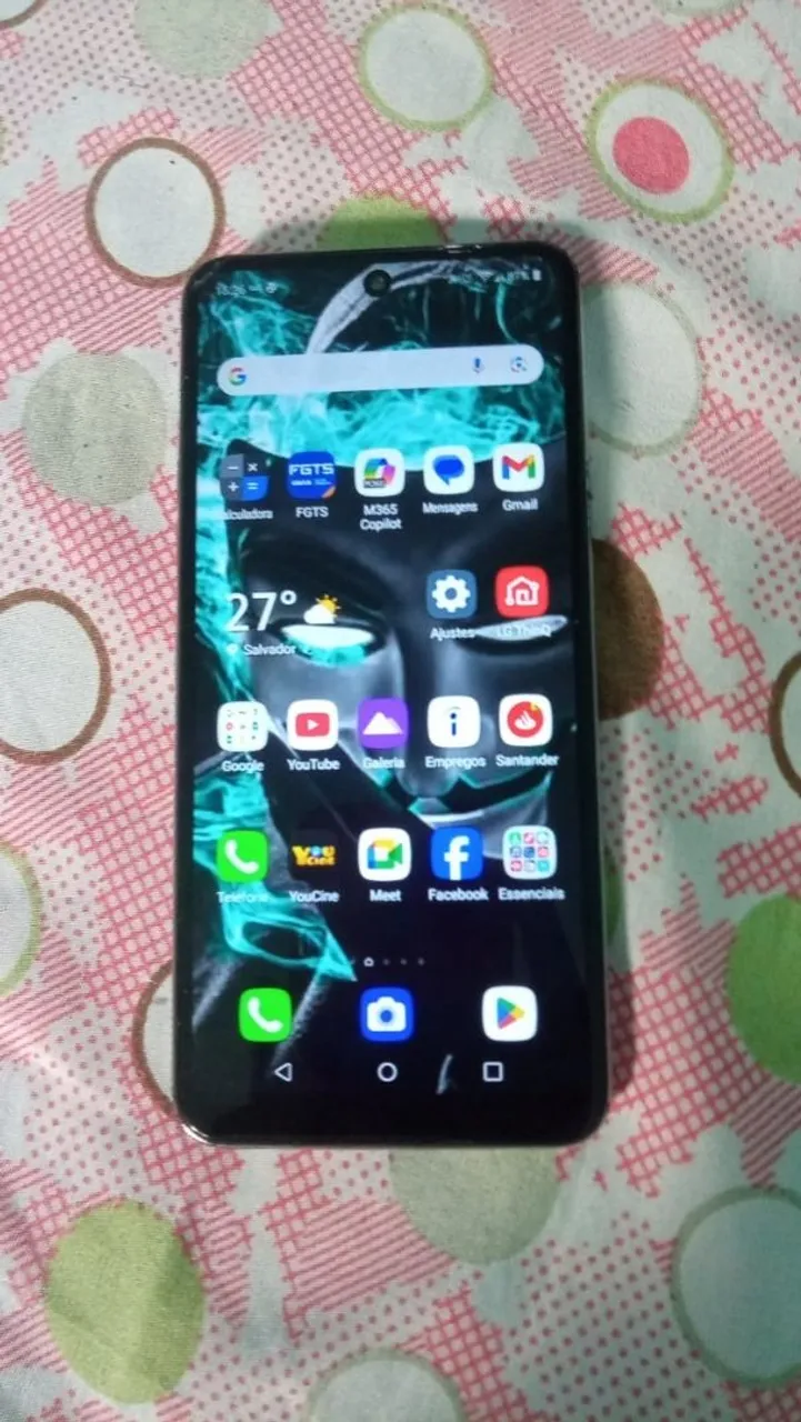 Celular LG K62 todo bom