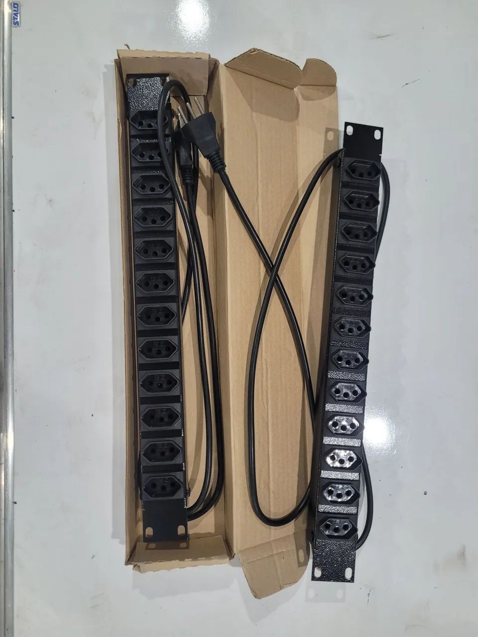 Régua de tomadas para Rack de TI e uso geral - Foto 2