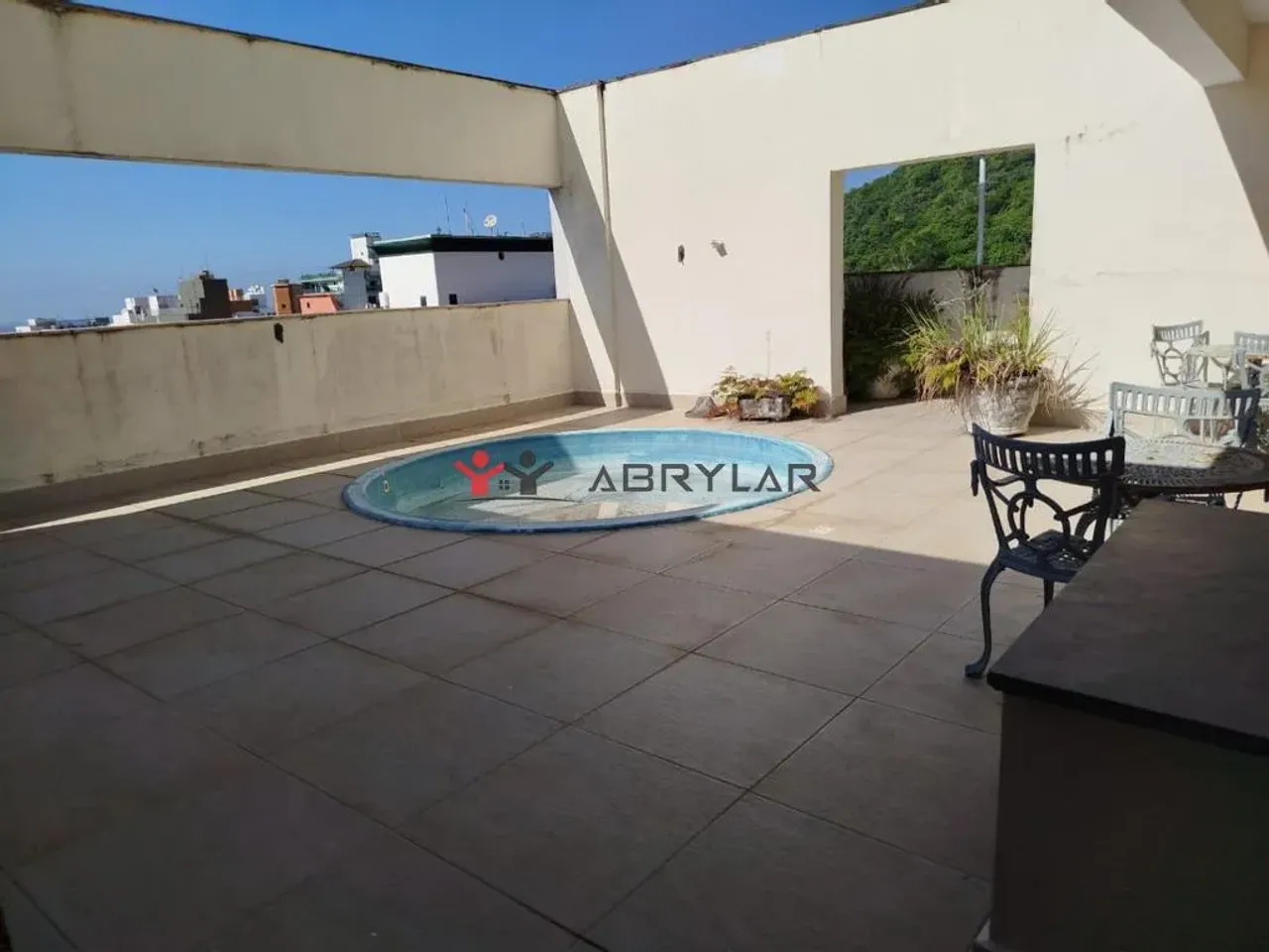 Cobertura à venda em Guarujá, Barra Funda, com 3 quartos, com 230 m², Condomínio Edifício
