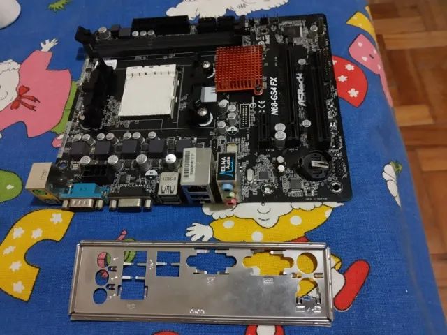 Placa Mãe - AsRock NG68-GS4 FX R2.0 - Foto 3