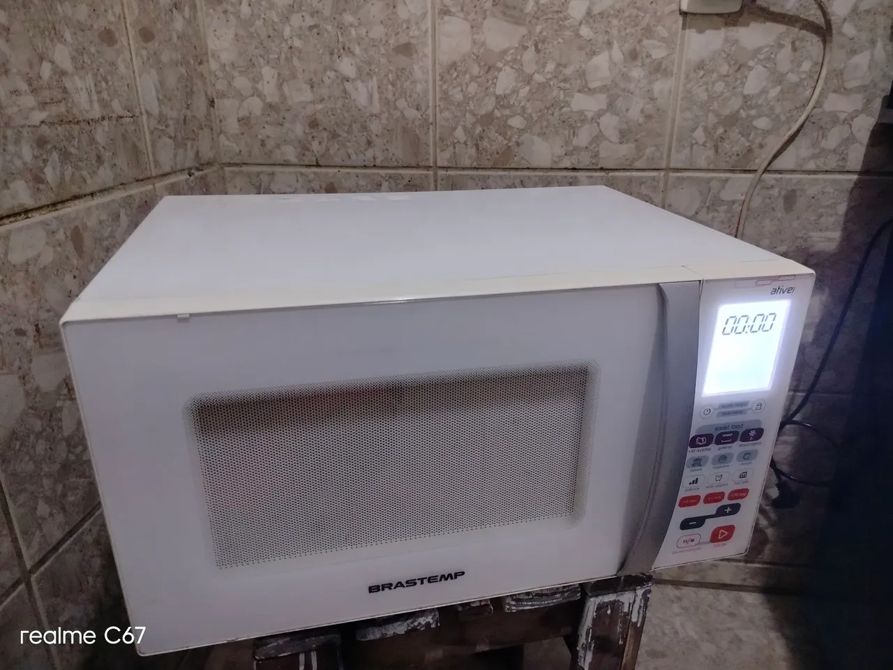 Micro-ondas Brastemp Ative! BMF45B 30L - 13 Receitas Pré Programadas, Grill e Smart Food