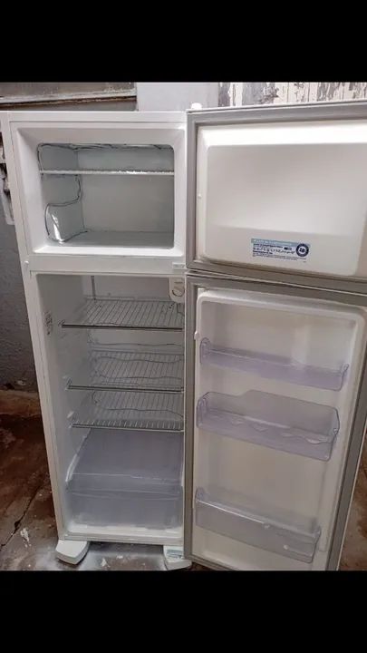 Geladeira Electrolux 110v.  Placa fria DC34. Muito linda. - Foto 2