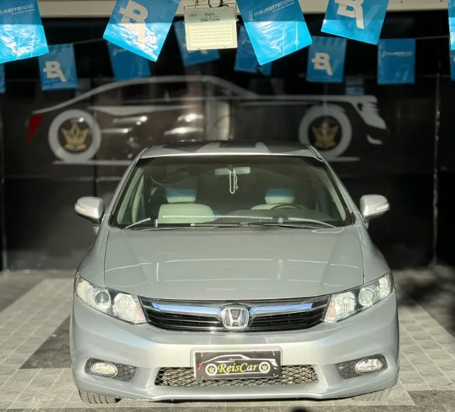 Honda Civic 1.8 Automático 2013