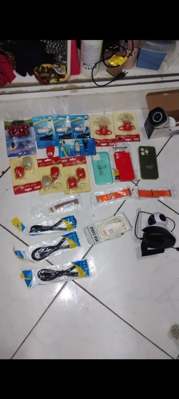 Acessórios diversos desapegando 