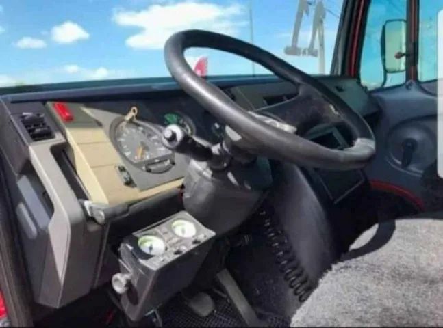 Mercedes Bens 710 único dono - Foto 4