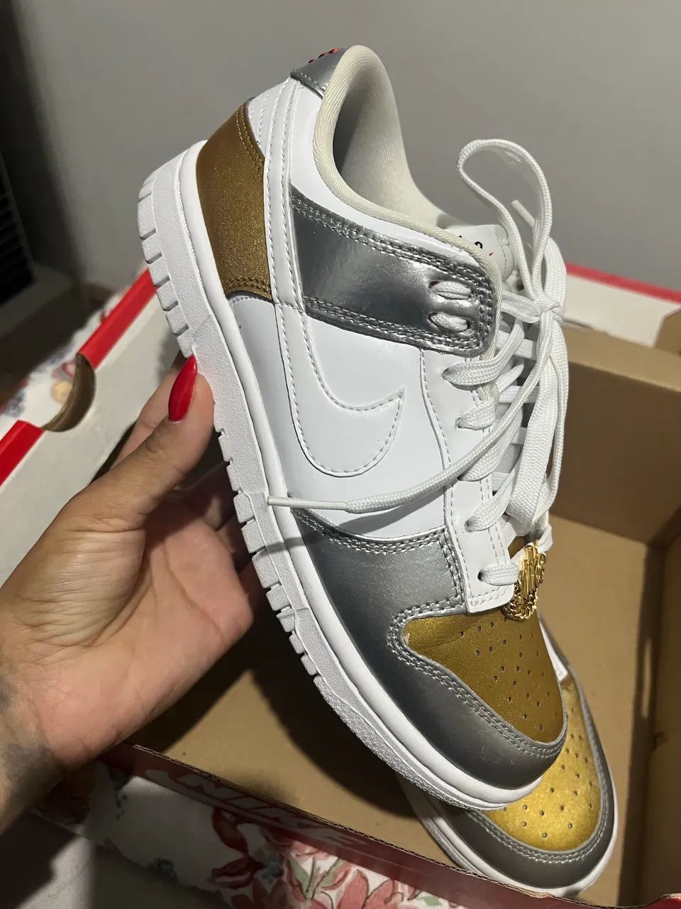 Vende-se tênis Nike , edição ilimitada 
