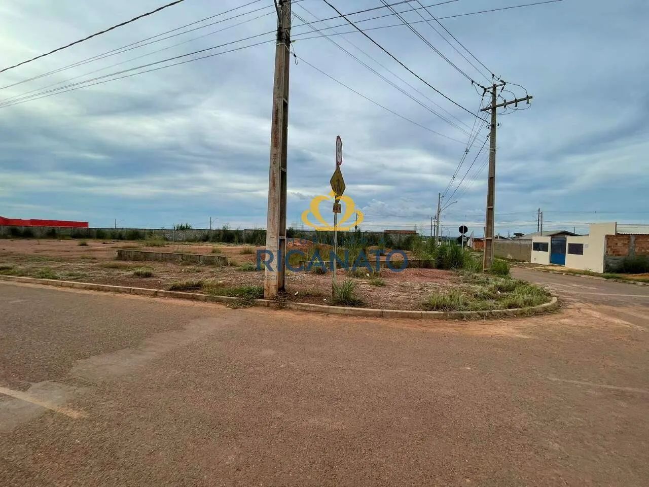 LOTE COMERCIAL NO JARDIM VITÓRIA I - Foto 3