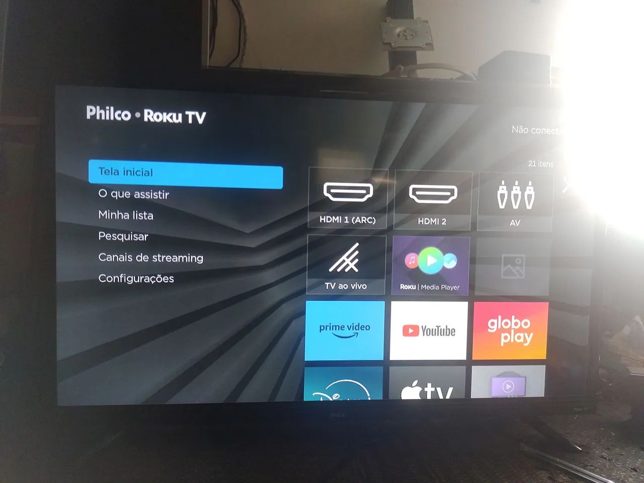 TV Philco Roku Smart 4K 32 polegadas top de linha R$ 900,00 - Foto 4