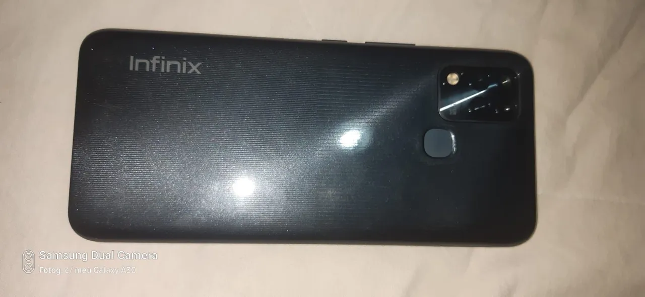 Celular infinix hot 11