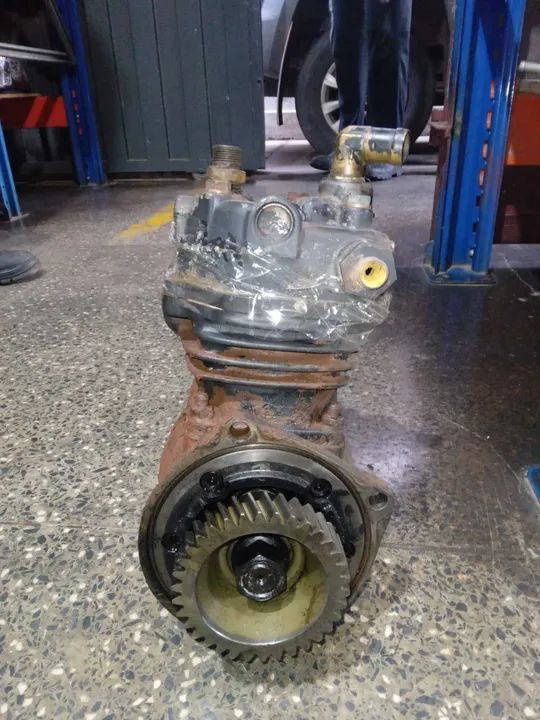 COMPRESSOR AR MOTOR MWM X-12/X-10 USADO - Foto 4