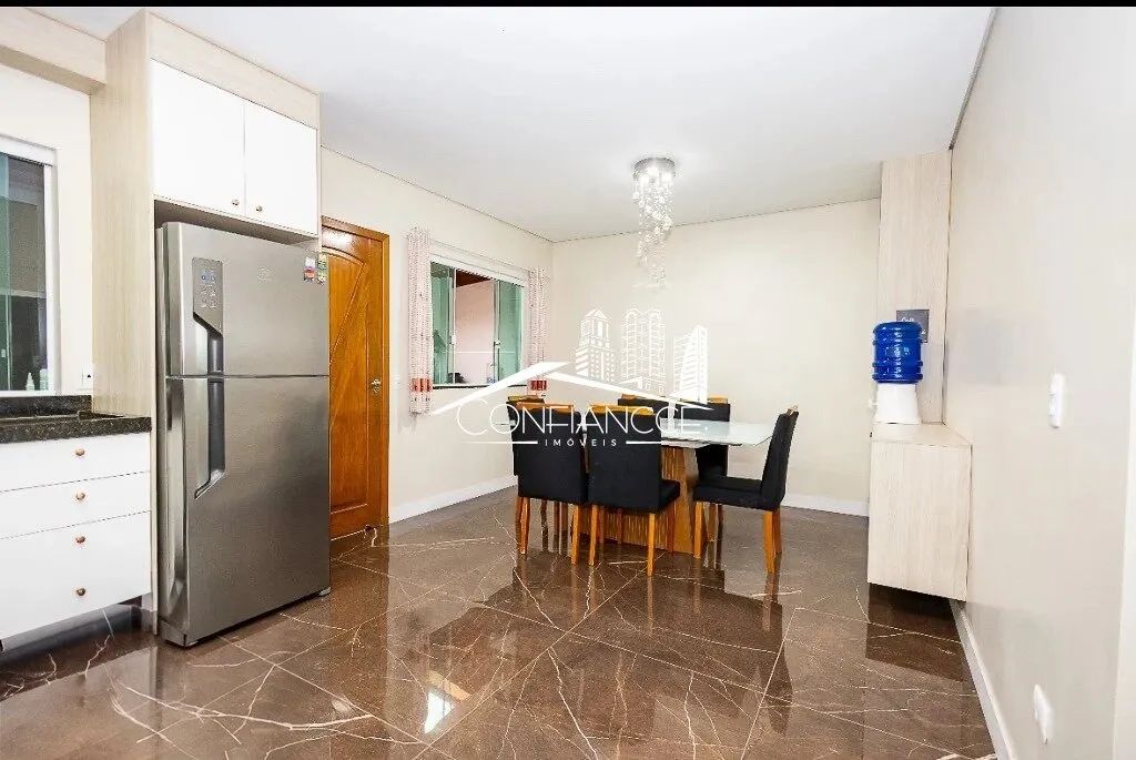 Casa com 3 quartos para alugar no CIC, Curitiba - PR | Confiancce Imóveis