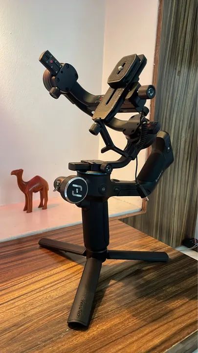 Gimbal [Estabilizador] de Câmera Feiyutech Scorp C - Foto 2