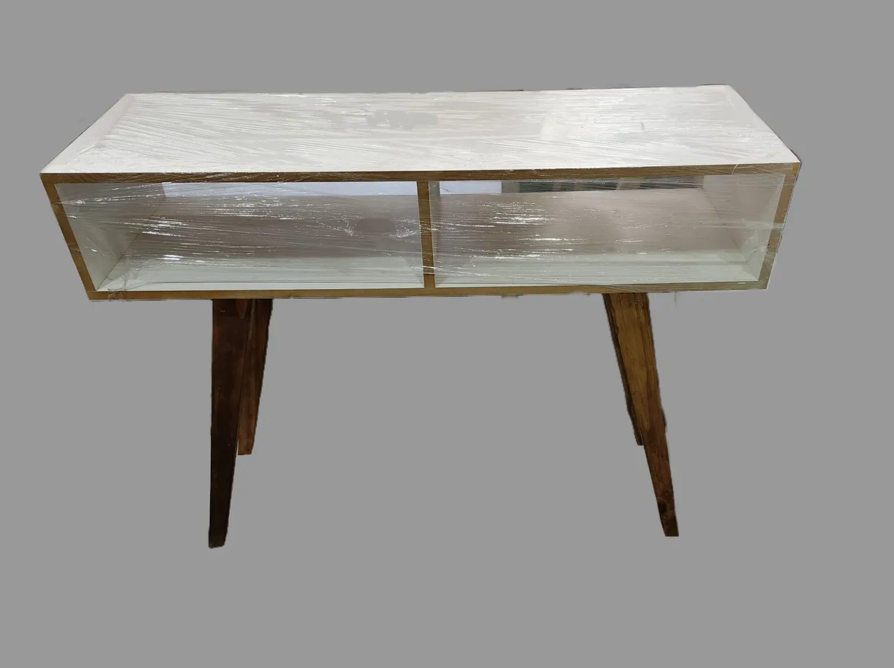 MESA REC APARADOR