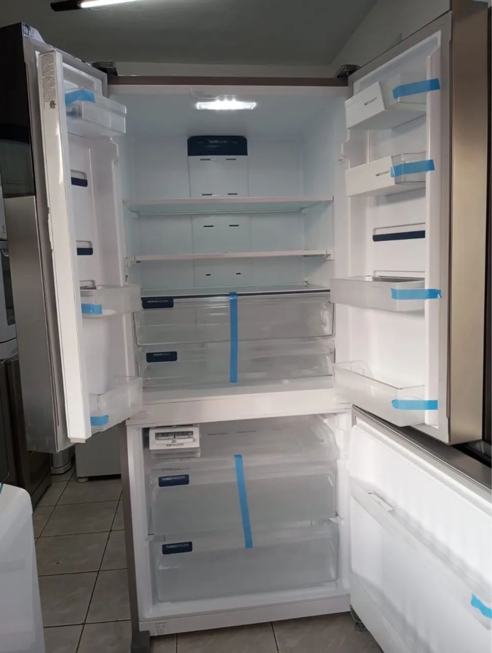 Geladeira Refrigerador Side by Side Electrolux 590lts 127v inverter NOVA - Foto 2