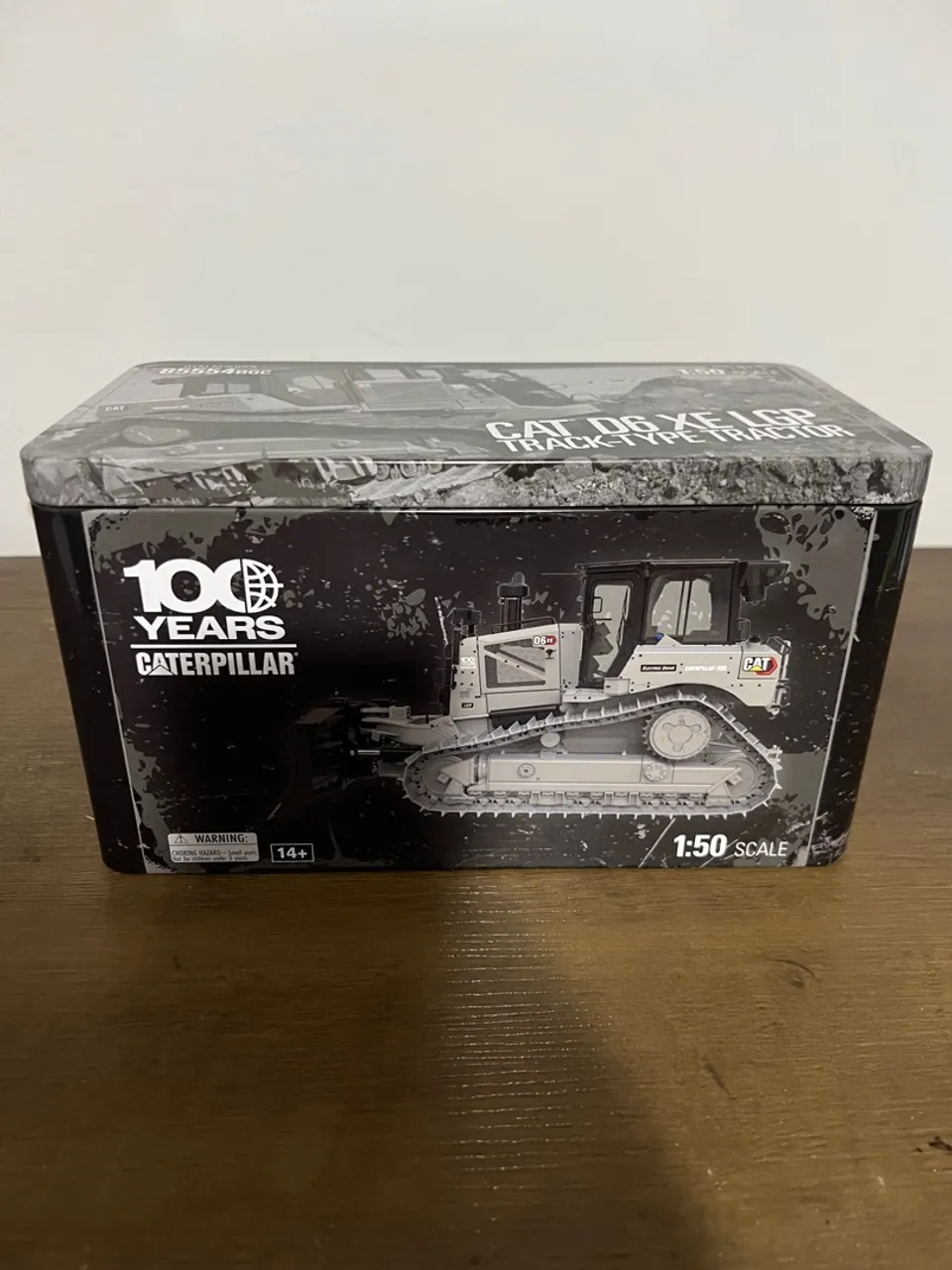 Miniatura Trator Caterpillar Cat D6 XE LGP 1:50