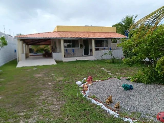 Casa Condomínio fechado em Arempebe  com piscina e churrasqueira