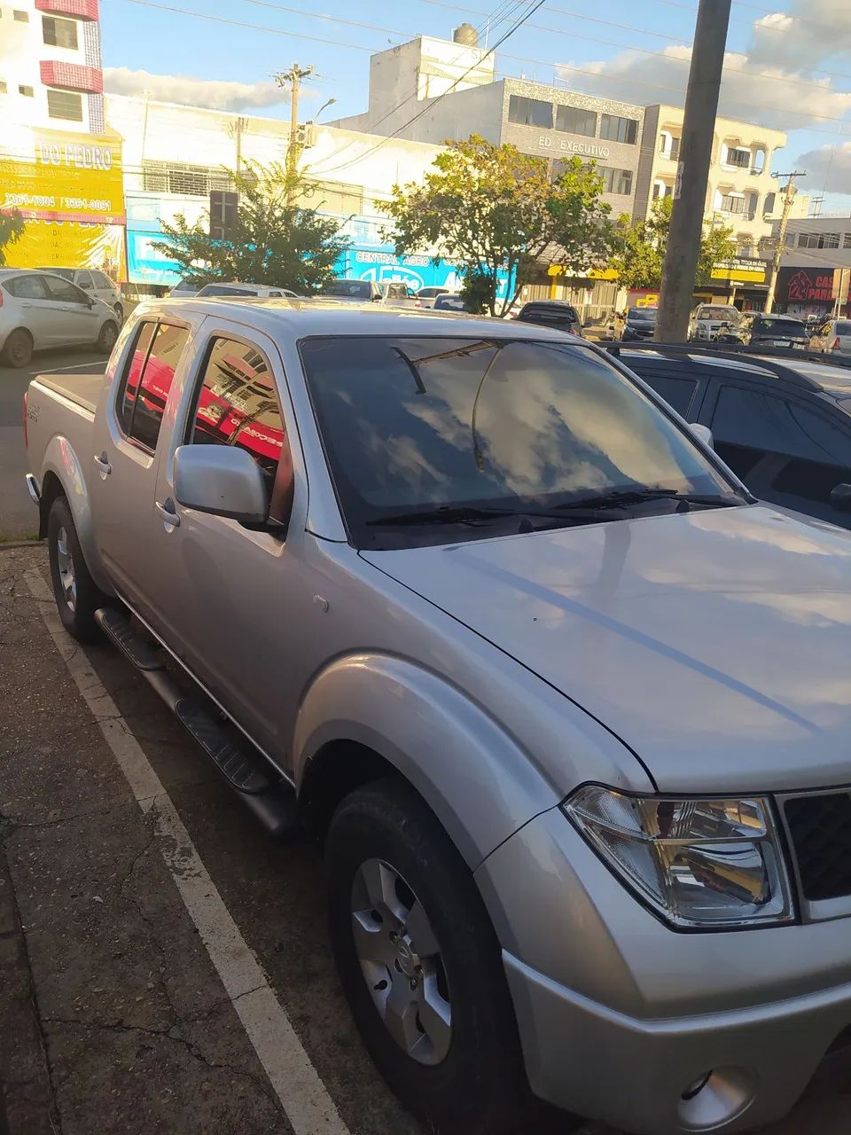 Nissan Frontier XE 2.5 4x4 2012 - Foto 2