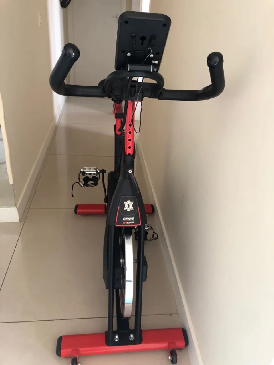 Bicicleta Spinning com disco de inércia de 10Kg. - Foto 2