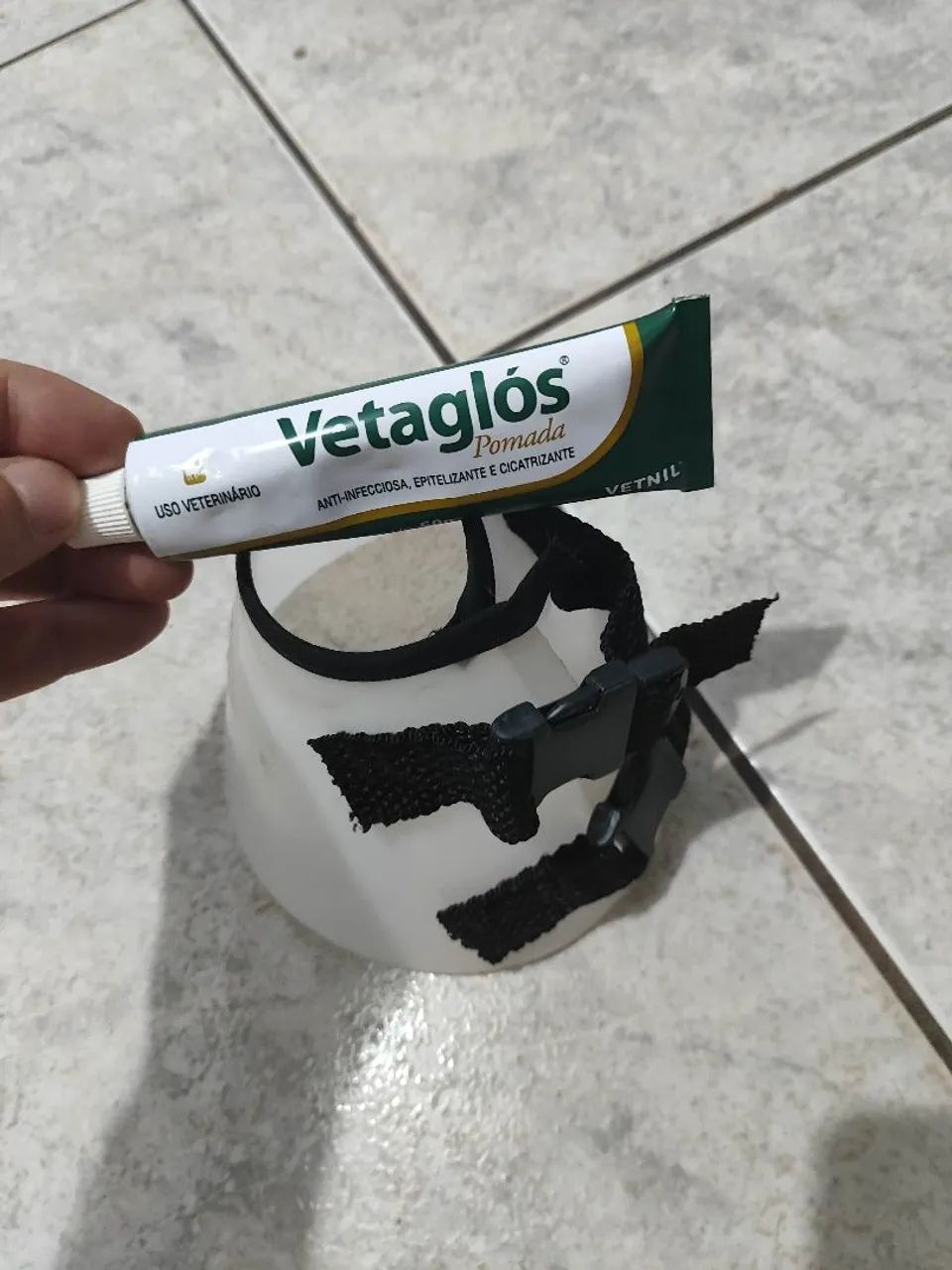 Pomada Vetaglós e Cone cirúrgico 