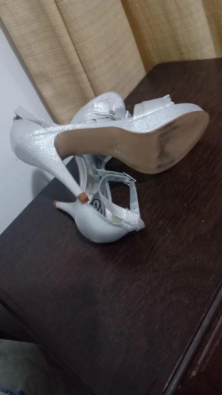 Sandália  prateada  37 - Foto 4