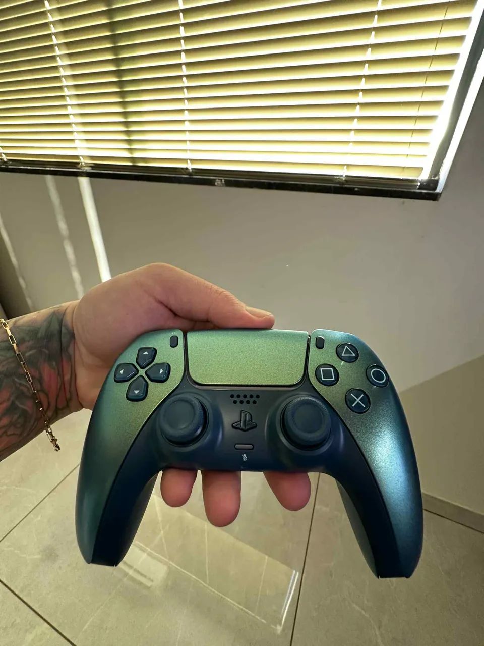 Controle Sony DualSense PS5, Sem Fio, Chroma Teal - Foto 4