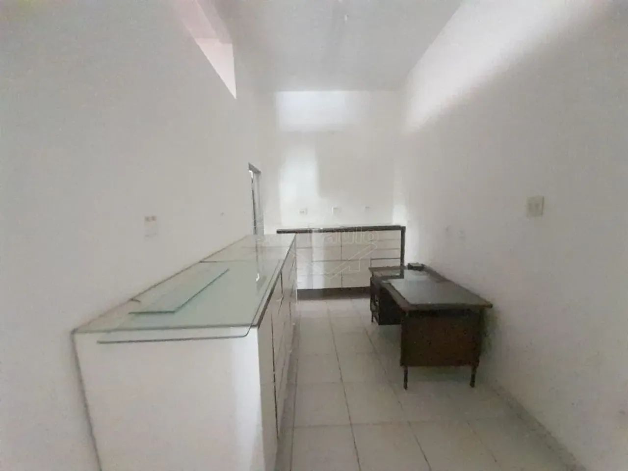 Locação de Comercial / Salão na cidade de Araraquara - Foto 12