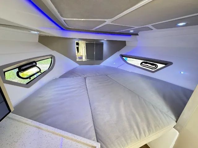 Lancha NHD 340 (32.5 nomenclatura internacional) com parelha popa Mercury 250hp 4T - Zero - Foto 10