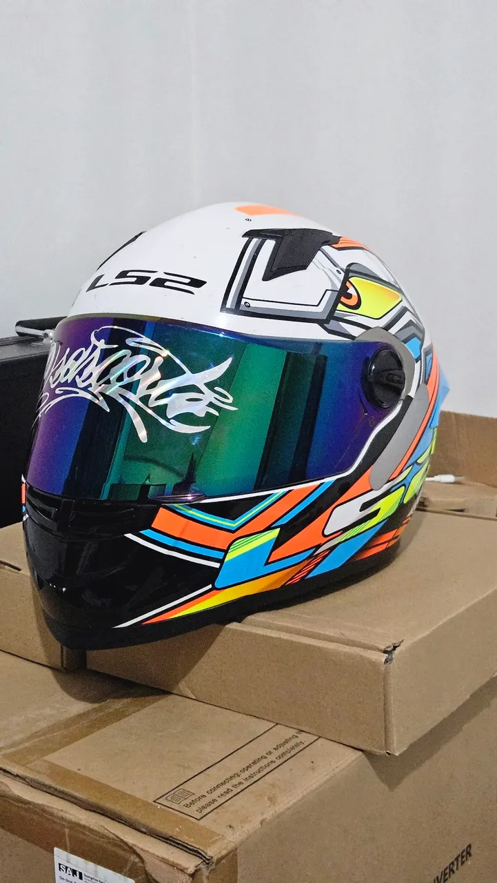Capacete LS2 - Tamanho 58