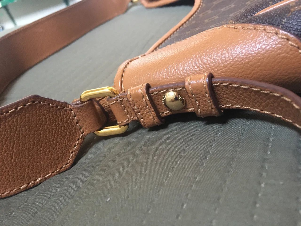 Bolsa Luz da Lua Hobo  - Foto 4
