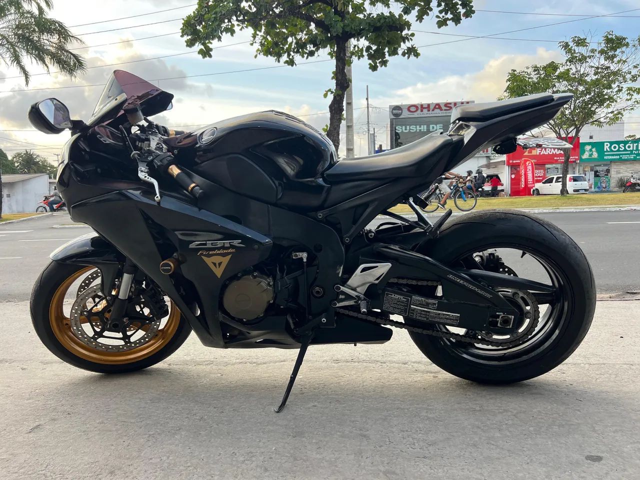 CBR 1.000 RR FIREBLADE SUPER CONSERVADA  - Foto 2