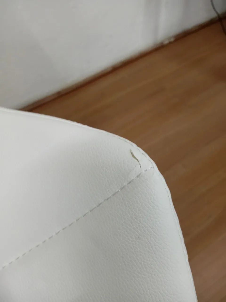 Cadeira Design Charles Eames Couro PU Branca - Foto 2
